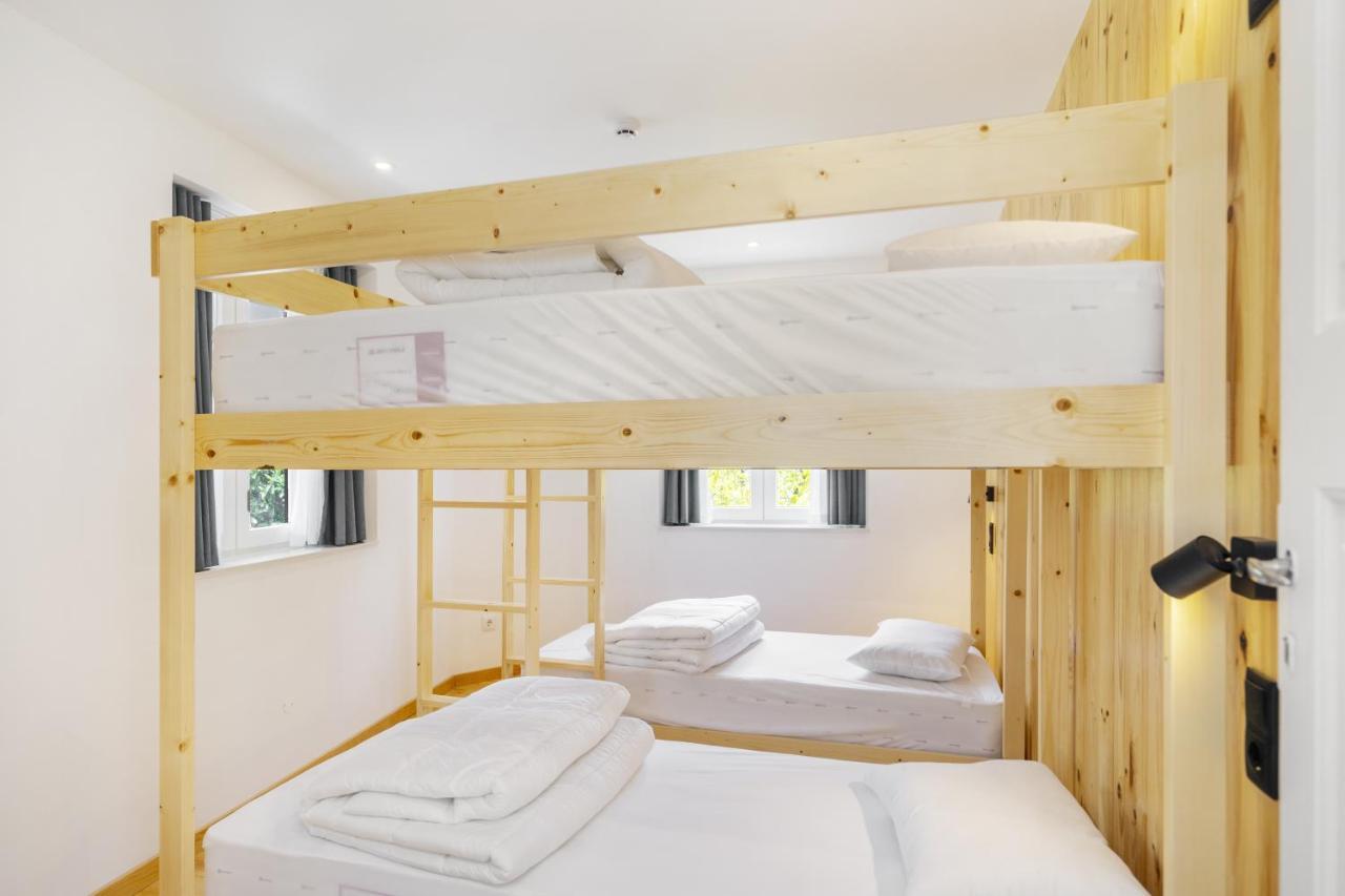 Forest Villas - Guest House Leiria Luaran gambar