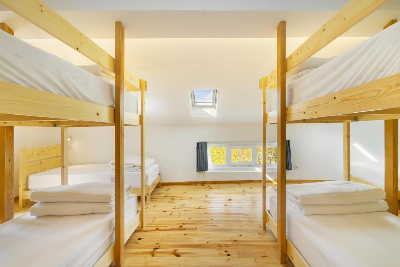 Forest Villas - Guest House Leiria Luaran gambar