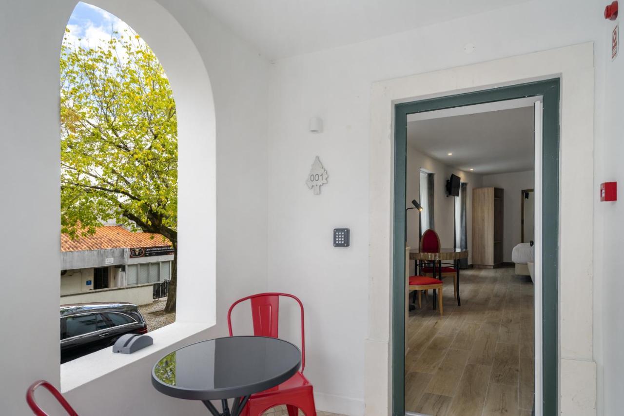 Forest Villas - Guest House Leiria Luaran gambar